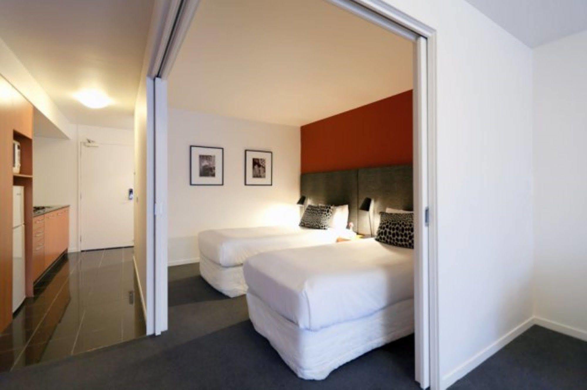 Punthill Apartment Hotel - Little Bourke Melburne Habitación foto